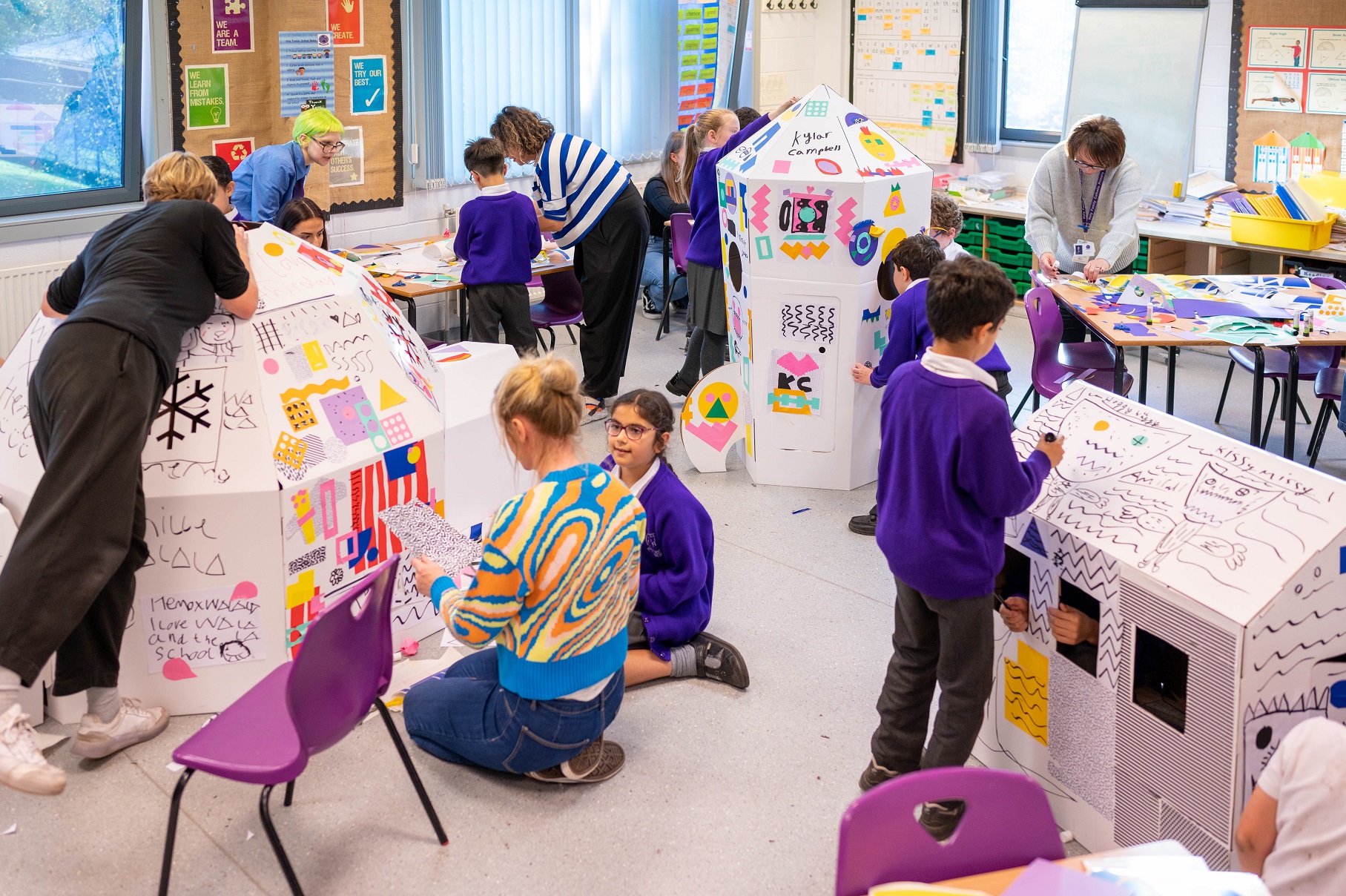 Pupils in Holy Family Catholic Primary take part in River of Light creative workshops in 2022 ©Andy Conga