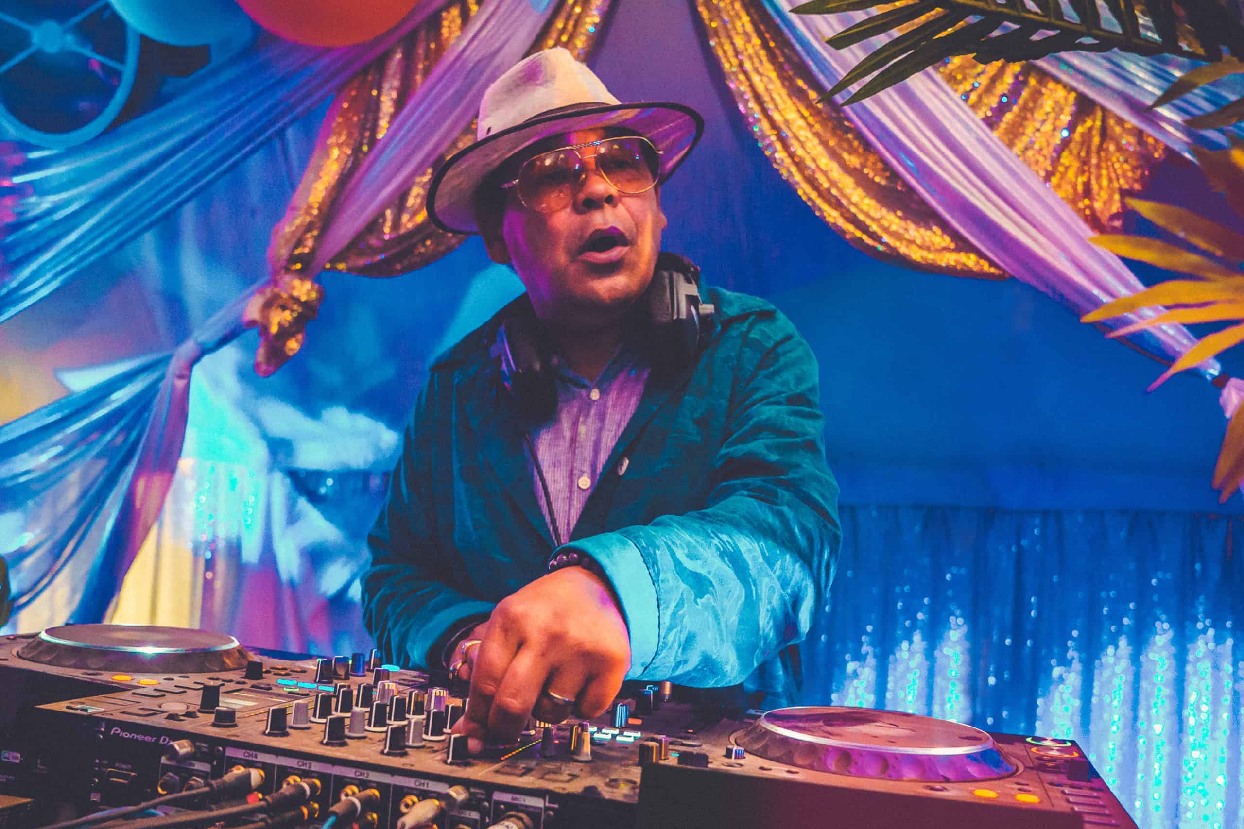 Craig Charles on the decks!